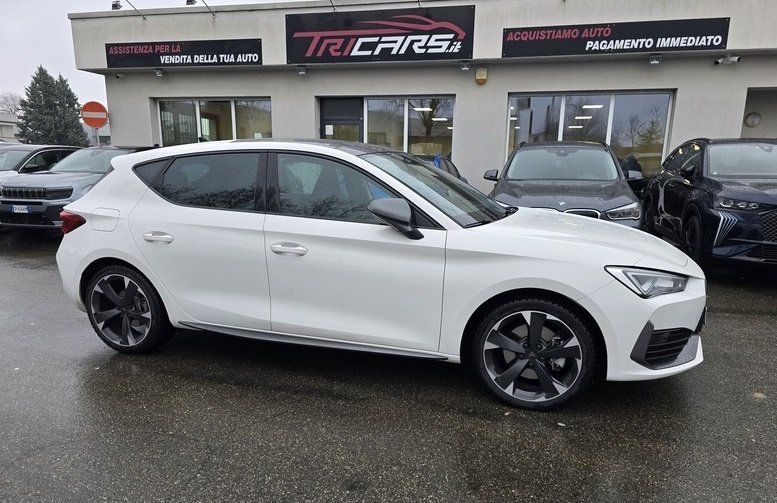 CUPRA LEON 1.4 e-HYBRID 204 CV PLUG IN DSG TETTO UNICO PROP.