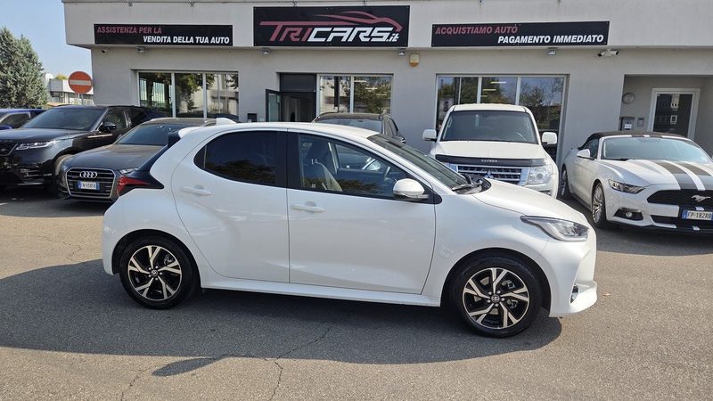 TOYOTA Yaris 1.5 Hybrid 5 porte Trend PERMUTE OK NEOPATENTATI UNICOPROPRIETARIO