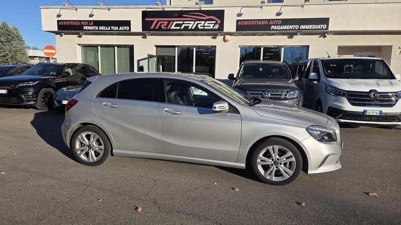 MERCEDES-BENZ A 180 d Automatic Sport PERMUTE OK NEOPATENTATI
