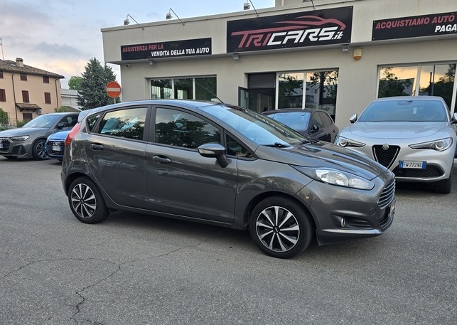 FORD FIESTA 1.5 TDCi 75CV EURO6 NEOPATENTATI PERMUTE