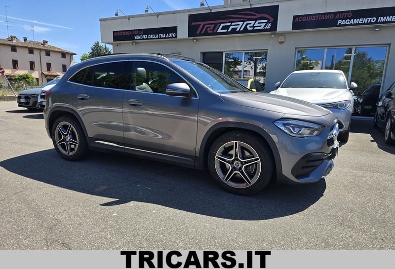 MERCEDES GLA 220 d Automatic Premium UNICO PROP. PERMUTE