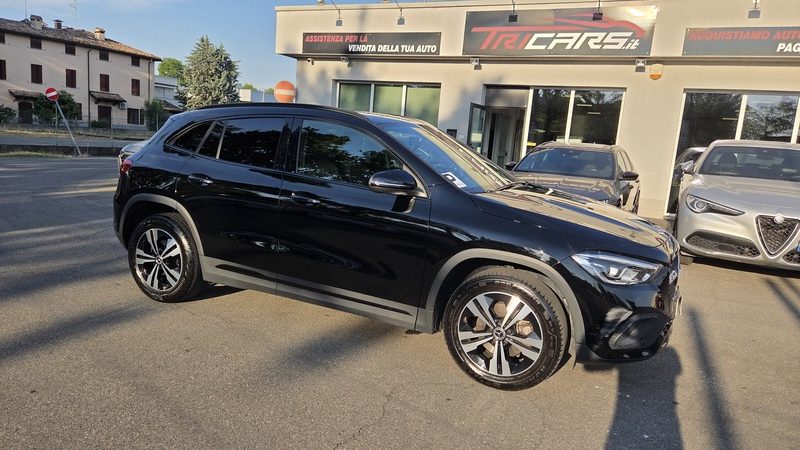 MERCEDES-BENZ GLA 180 d Automatic Executive PERMUTE UNICOPROPRIETARIO OK NEOPATENTATI