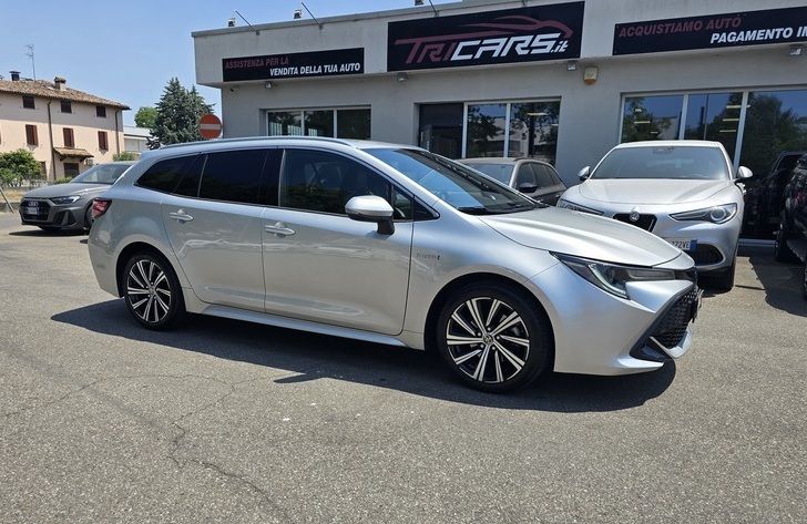 TOYOTA COROLLA 2.0 Hybrid TOURING SPORT – PERFETTA – PERMUTE