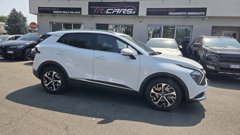 KIA Sportage 1.6 TGDi HEV AT Style PERMUTE UNICOPROPR. IN ARRIVO