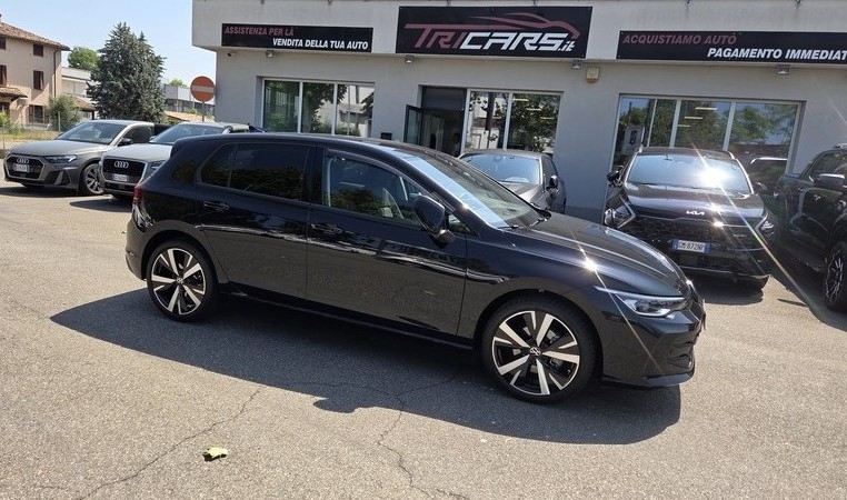 VOLKSWAGEN Golf 1.5 eTSI 115 CV DSG Life PERMUTE GARANZIA VW 2028