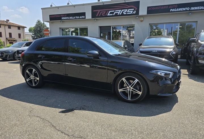 MERCEDES A200 d Automatic Sport NIGHT EDITION PERMUTE