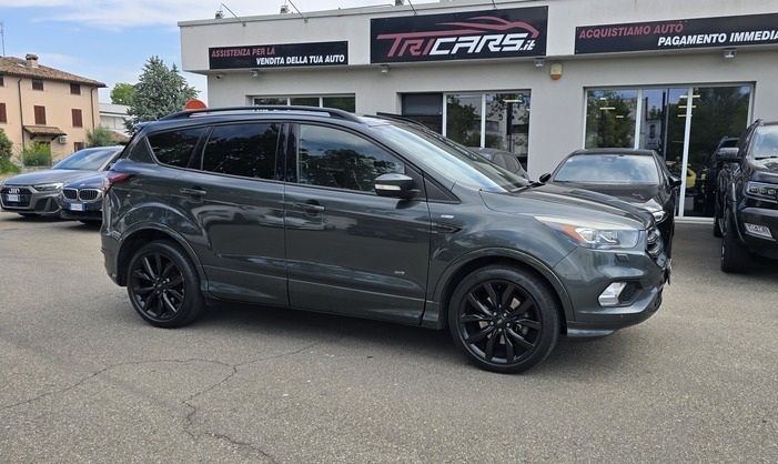FORD KUGA 2.0 TDCI 150 CV 4WD Powershift ST-Line PERMUTE