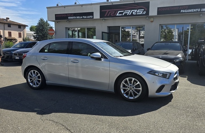 MERCEDES A200 d Automatic PERMUTE