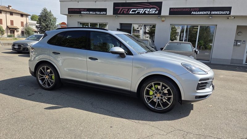 PORSCHE Cayenne 3.0 V6 E-Hybrid PERMUTE IVA ESPOSTA TETTO APRIBILE SOSPENSIONI TAGLIANDI PORSCHE