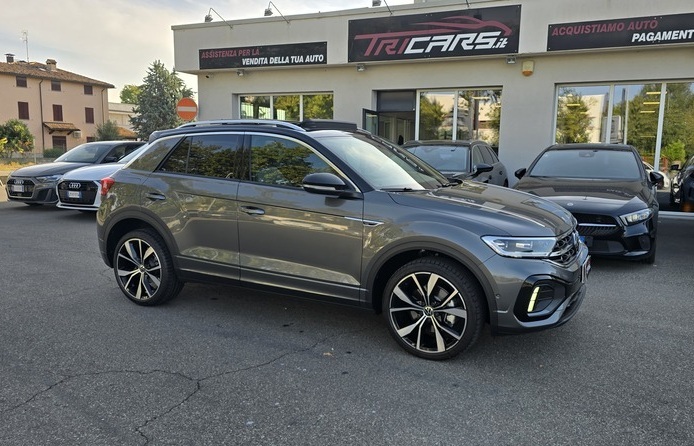 VW T ROC 2.0 TDI R-Line PLUS NEOPATENTATO TETTO PERMUTE
