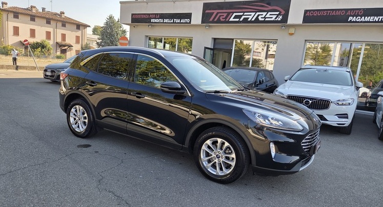 FORD Kuga 1.5 EcoBoost 150 CV 2WD Titanium X PERMUTE GARANZIA FORD ESTESA