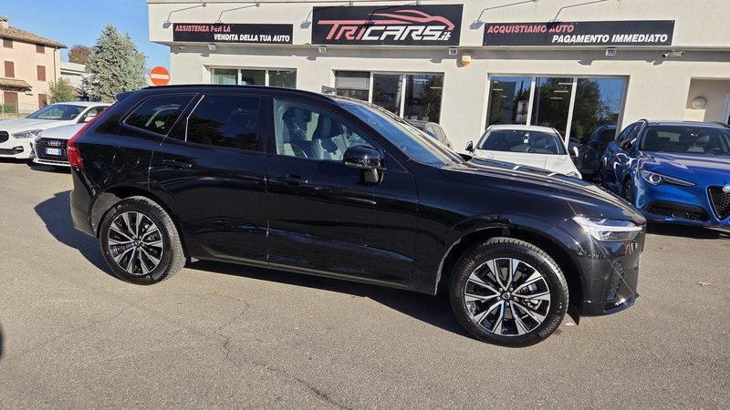 VOLVO XC60 B4 automatico Plus Dark PERMUTE SERVICE VOLVO