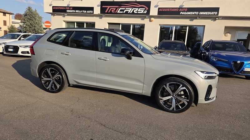 VOLVO XC60 T6 Plug-in hybrid AWD aut. Plus Dark PERMUTE IVA ESPOSTA GARANZIA VOLVO 2028